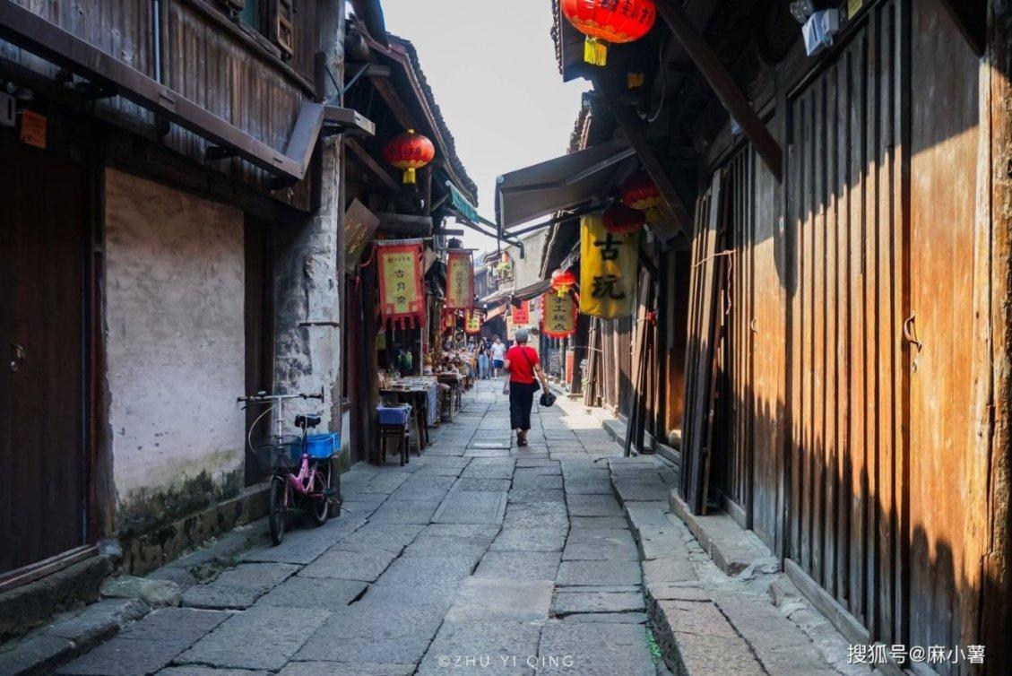 逃离遗弃的建筑4